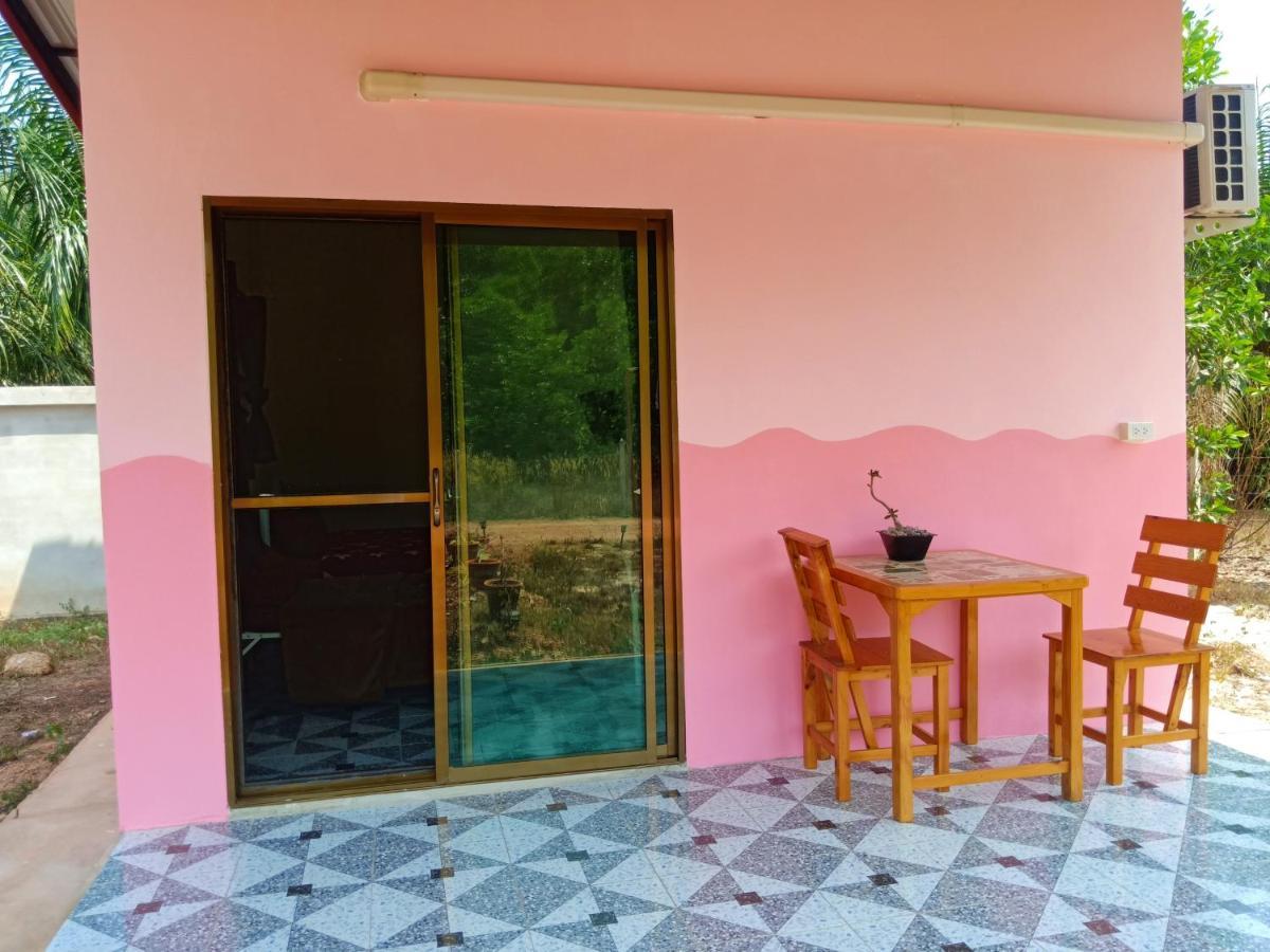 Win Gray Homestay Resort Pathiu Номер фото